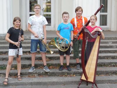 Orchester 1: Oboe, Trompete, Horn, Fagott & Harfe