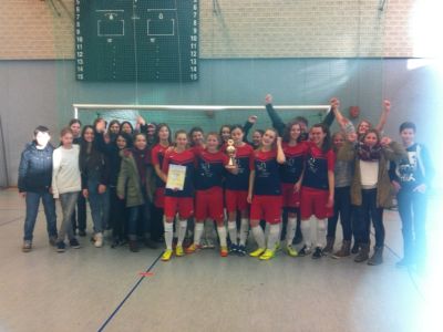 Fussballmaedchen_Hallenmeister_2015_05.jpg