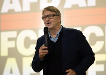 2019_Change_004.jpg