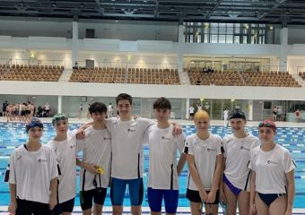 2025-03_SwimmwettbewerbSekII_01.jpg