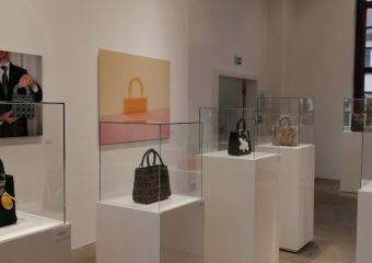 2021_LadyDior_LK11_06.jpg