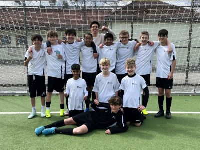 Fußball-Team zieht in die nächste Runde ein