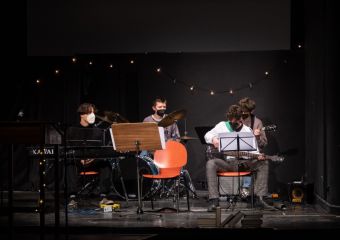 2021_PoetryNight_08.jpg