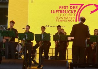2019_Frogs_Luftbruecke_03.jpg