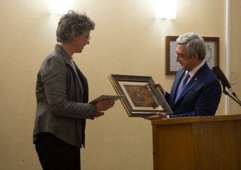 Staatsbesuch_Armenien_2016_07.jpg