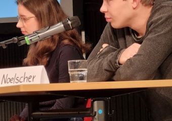 2023-01_Podiumsdiskussion_02.jpg