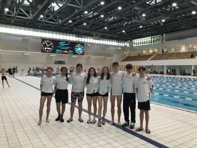 Schwimmteam der Sekundarstufe I erfolgreich